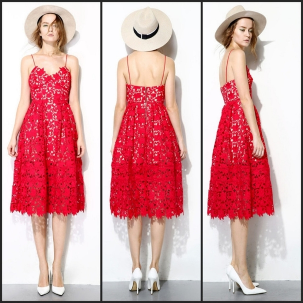 FEW MODA‎ RED FLORAL LACE DRESS